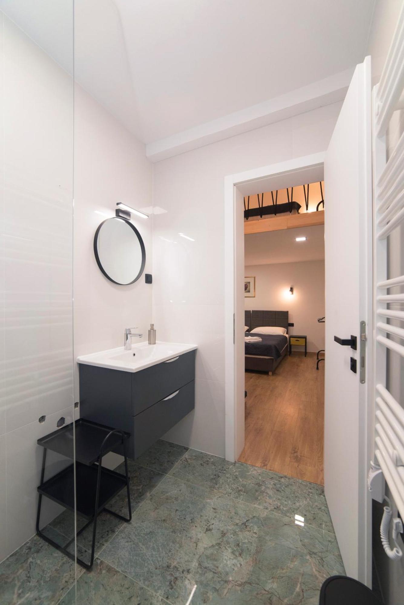 City Center Apartments F6 Zagreb Buitenkant foto
