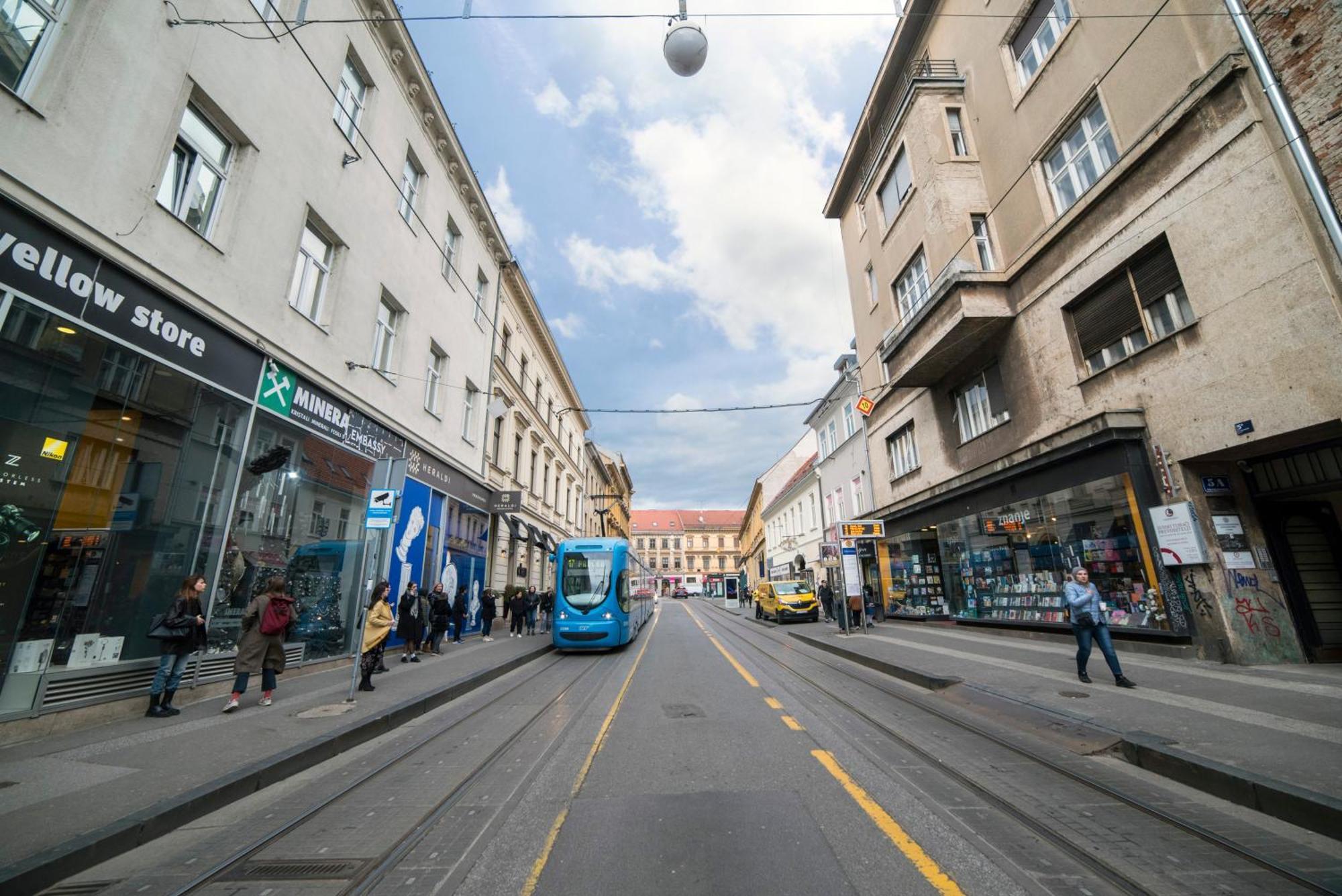 City Center Apartments F6 Zagreb Buitenkant foto