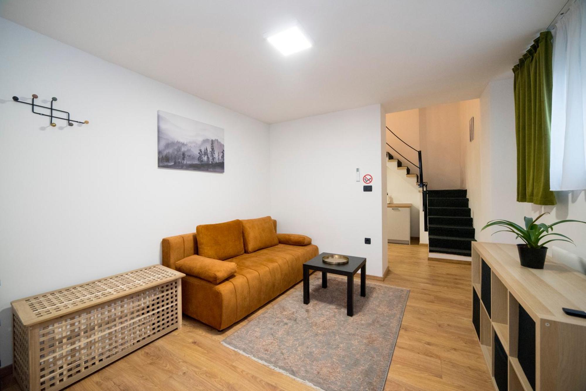 City Center Apartments F6 Zagreb Buitenkant foto